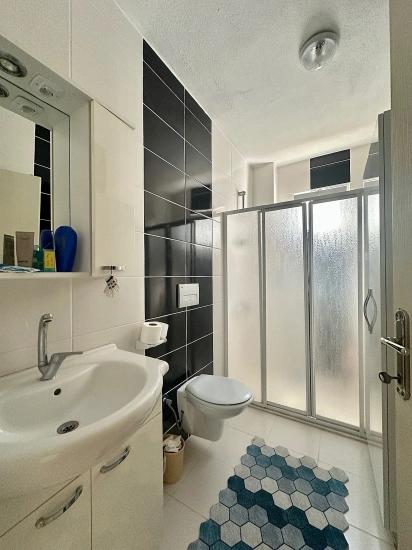Köyceğiz Merkezde Kiralık 4+1 Eşyalı Daire