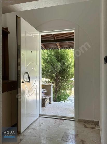 Merkezde Ve Site İçerisinde 5 Oda 1 Salon Kiralık Ev