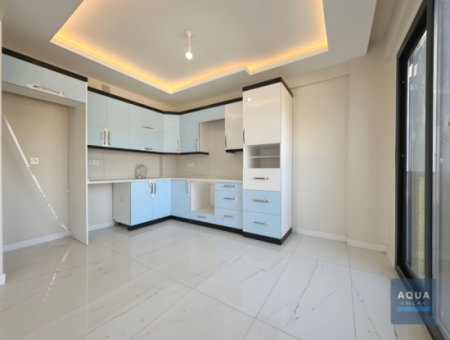 Köyceğiz Beyobası Mah. Yeni Yapılmış 2+1 Özel Bahçeli Ev