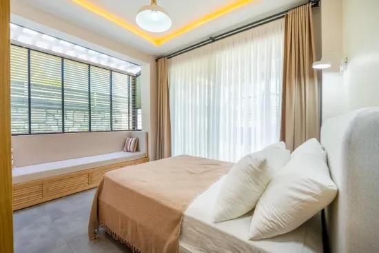 Köyceğiz Beyobası Mah Eşyalı Havuzlu Kiralık Müstakil Villa
